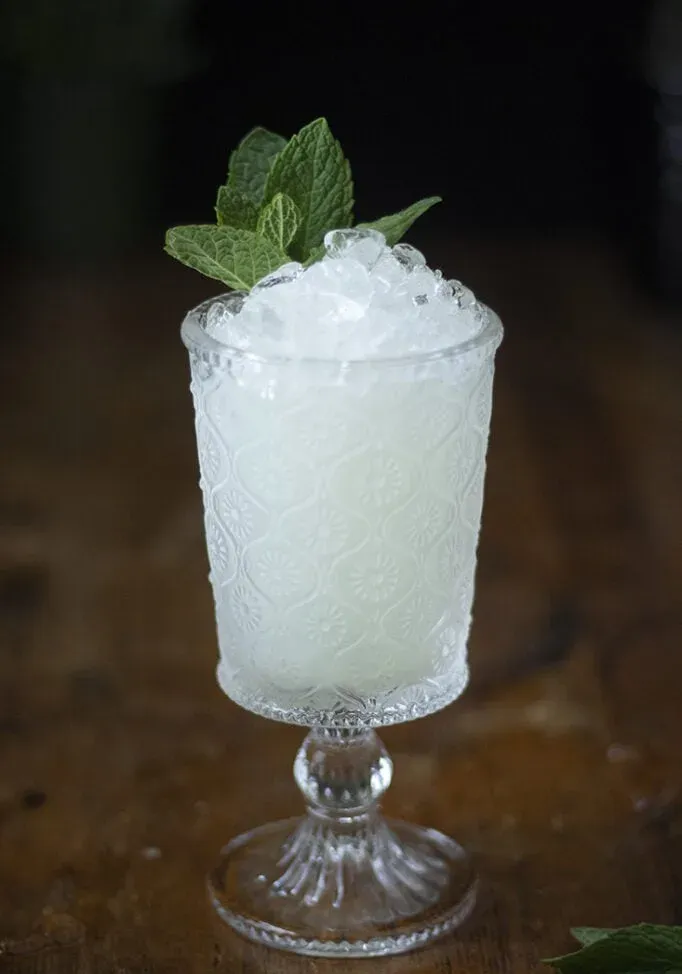 absinthe-frappe-gros plan' loading='lazy' title=
