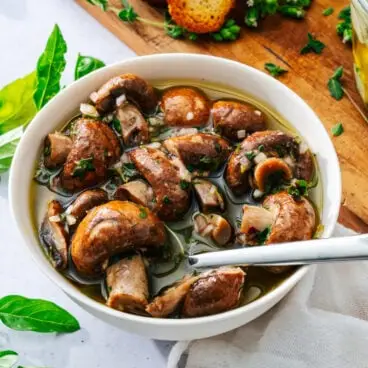 Champiñones Marinados