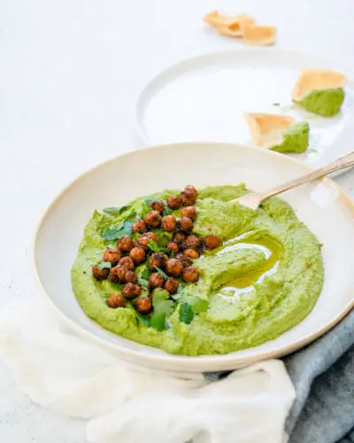 Grüner Hummus