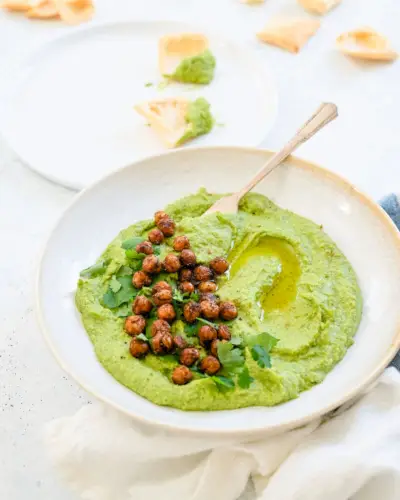 Grüner Hummus