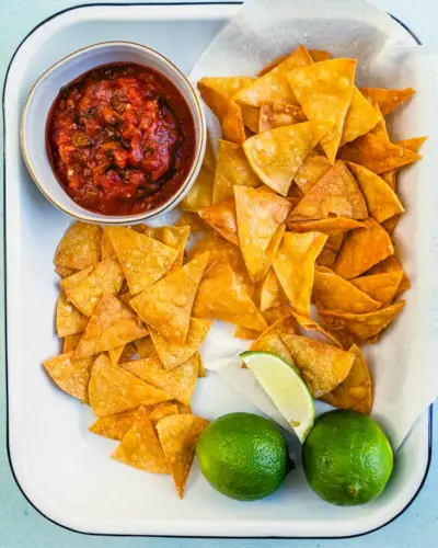Chips de tortilha caseiros