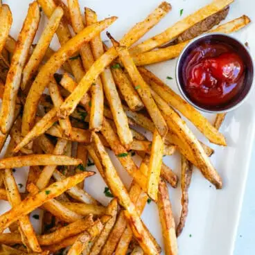 Batatas fritas temperadas