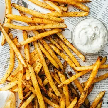 Batatas fritas cajun