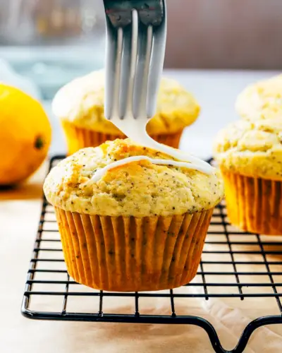 Zitronen-Mohn-Muffins