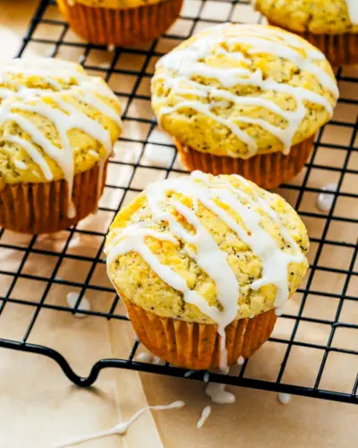 Zitronen-Mohn-Muffins