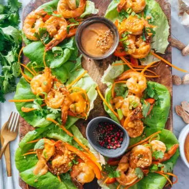 Wraps de alface com camarão