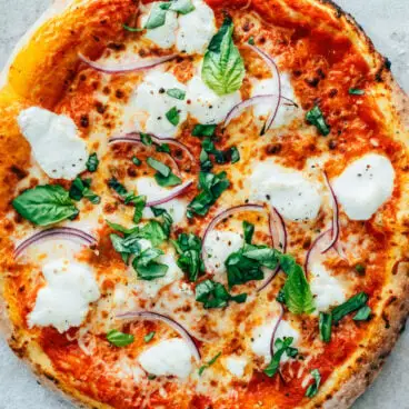 Pizza au fromage de chèvre