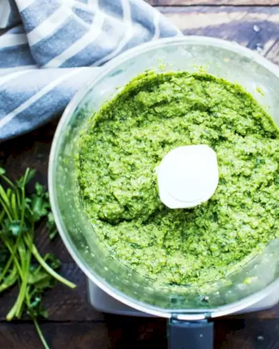 Molho de ervilha verde