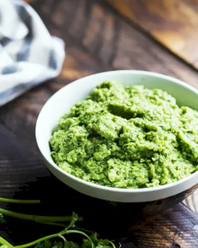 Molho de ervilha verde