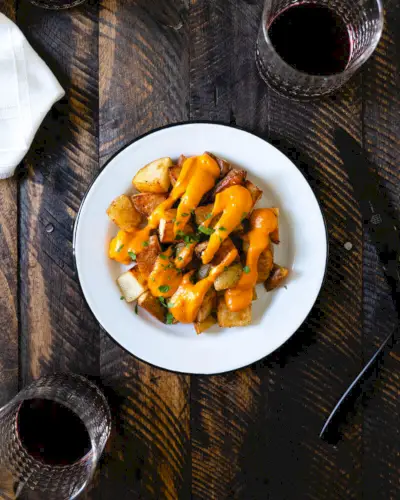 מתכון Patatas Bravas טבעוני | טאפאס טבעוני
