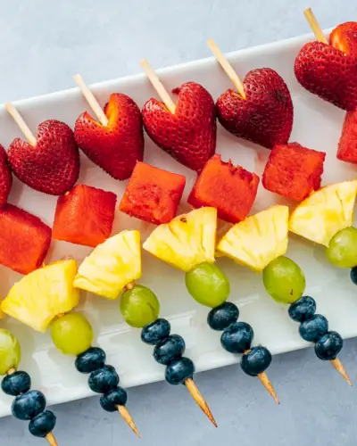 Brochettes de fruits