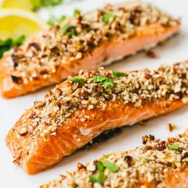 Saumon en croûte de pacanes