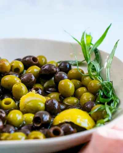 Olive marinate