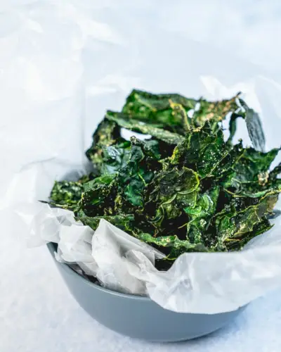 Chips di cavolo riccio al forno