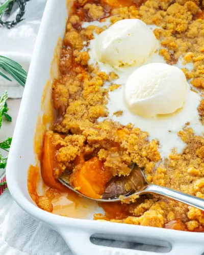 la recette Crumble aux pêches