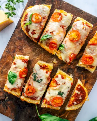 Pizza Con Pane Francese