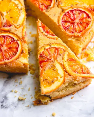 Pomarančová torta hore nohami