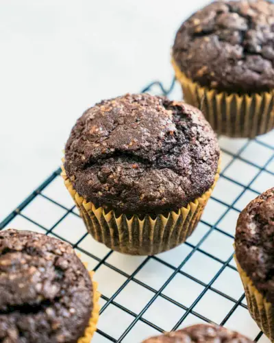 Muffins de chocolate e banana