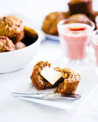 Muffin alle fragole e rabarbaro