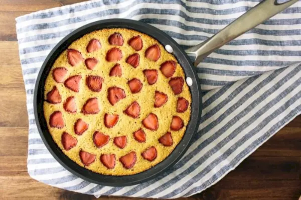 Bolo De Milho De Morango