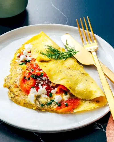 Omelette au saumon fumé