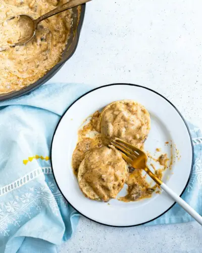 Biscoitos e molho vegano