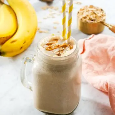 Smoothie de banana com manteiga de amendoim
