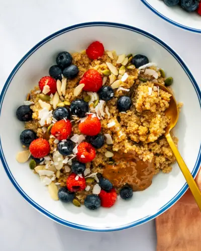 Quinoa-Frühstücksbowl