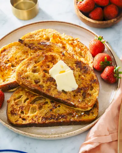 Francúzsky toast z kysnutého cesta