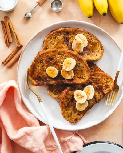 Francouzský banánový toast