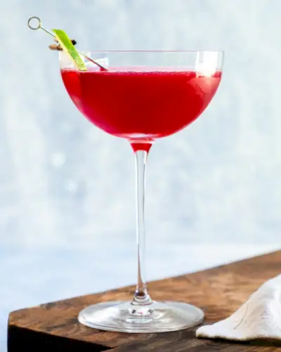 Rum e suco de cranberry