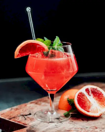 Cocktail all'arancia rossa