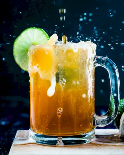 Rezept für Bier-Margarita.