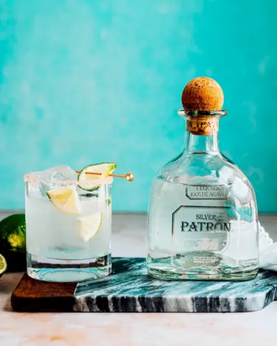 Margarita Patron com garrafa de prata Patron.