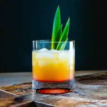 Coquetel de vodca de abacaxi