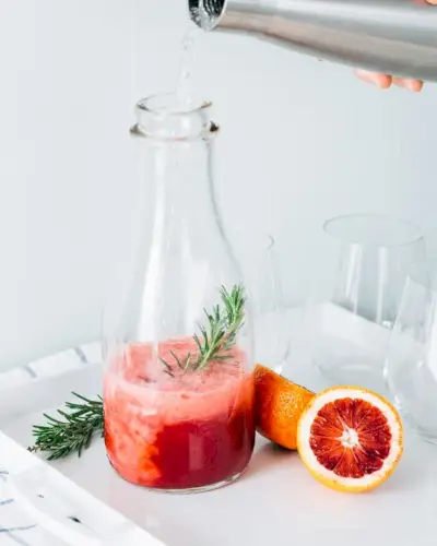 Acqua frizzante all'arancia rossa e rosmarino {Menu brunch} | Yumpulse