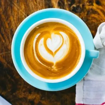 Como fazer um café com leite