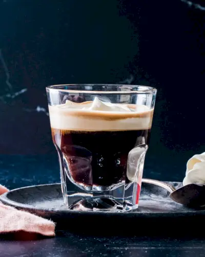 Espresso mit Panna