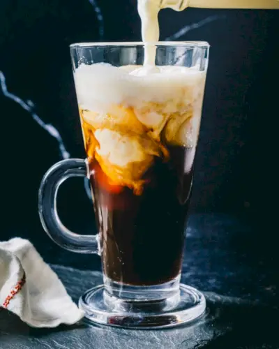 Eisgekühlter Vanille-Latte