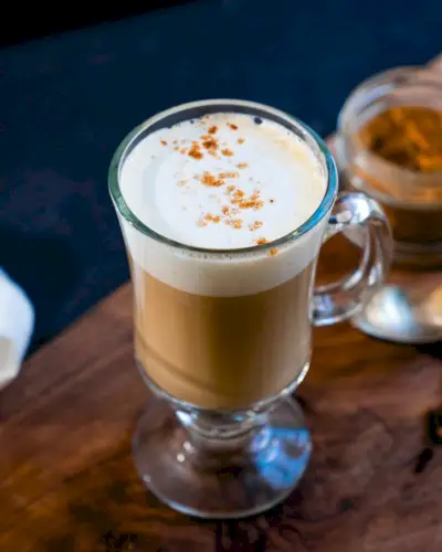 Come preparare un chai latte sporco