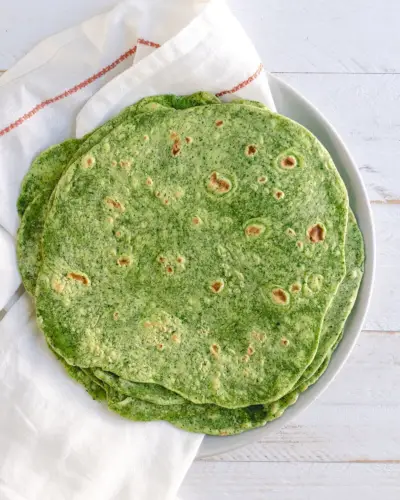 Tortilhas caseiras de espinafre | receita de tortilha saudável | tortilha de espinafre