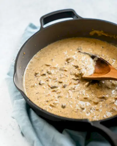 Veganská houbová omáčka