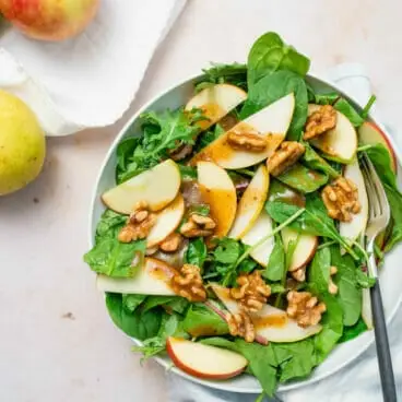 Salada de espinafre com maçã