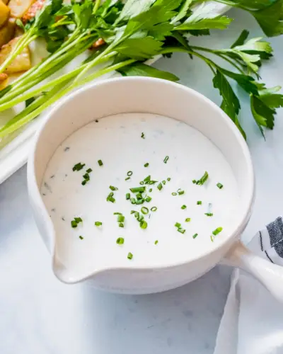 Sauce à la crème sure