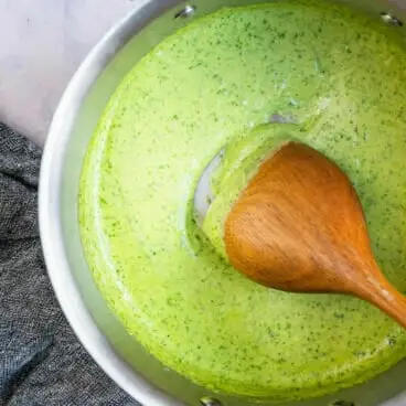 Molho cremoso de pesto