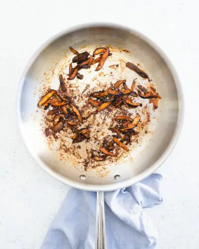 panela com receita de bacon vegano