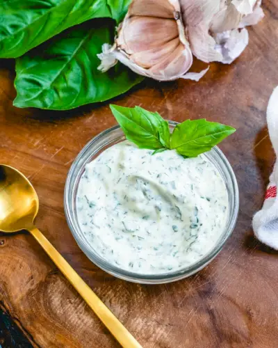 Comment faire de l'aïoli au basilic
