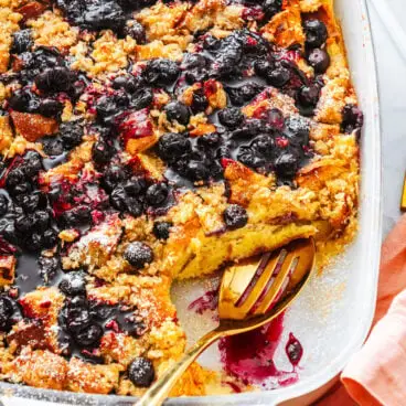 Blaubeer-French-Toast-Auflauf
