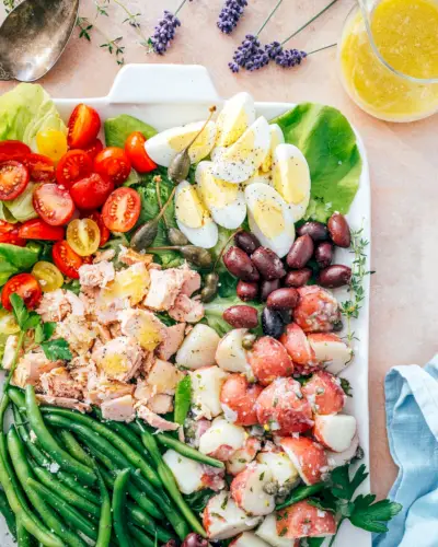 Condimento per insalata nizzarda