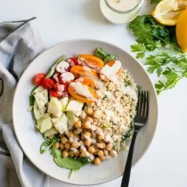 Cícerové kuskusové misky s tahini omáčkou | Yumpulse